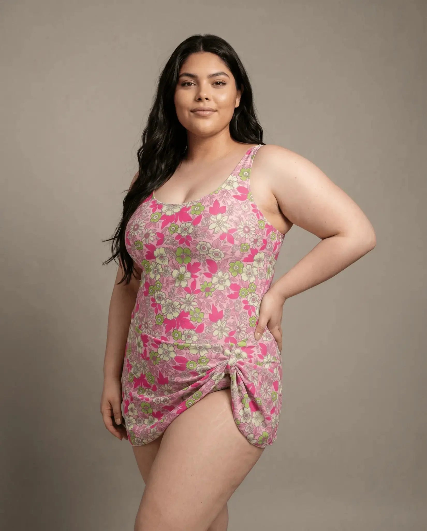 The Swimsuit - Hexalty